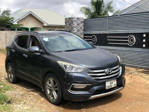 Hyundai Santa Fe 2016 Black