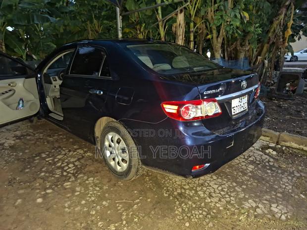 Toyota Corolla 2013 Blue