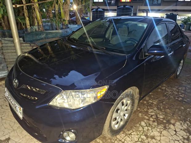 Toyota Corolla 2013 Blue