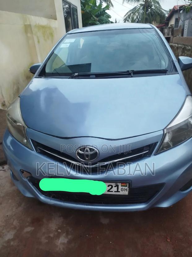 Toyota Vitz 1.3 AWD 5dr 2012 Blue