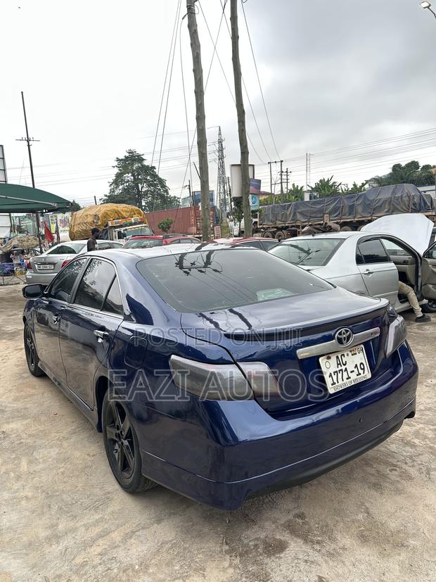 Toyota Camry 2006 Blue