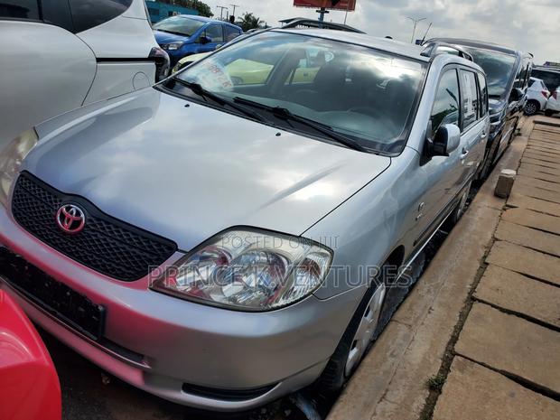 Toyota Corolla Verso 1.8 VVT-i Luna Automatic 2004 Silver