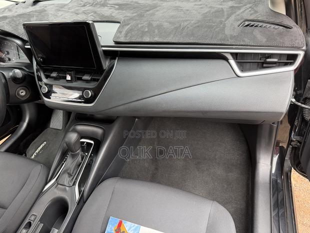 Toyota Corolla LE 2023 Black