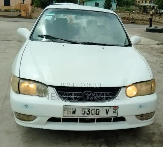 Toyota Corolla 2004 White
