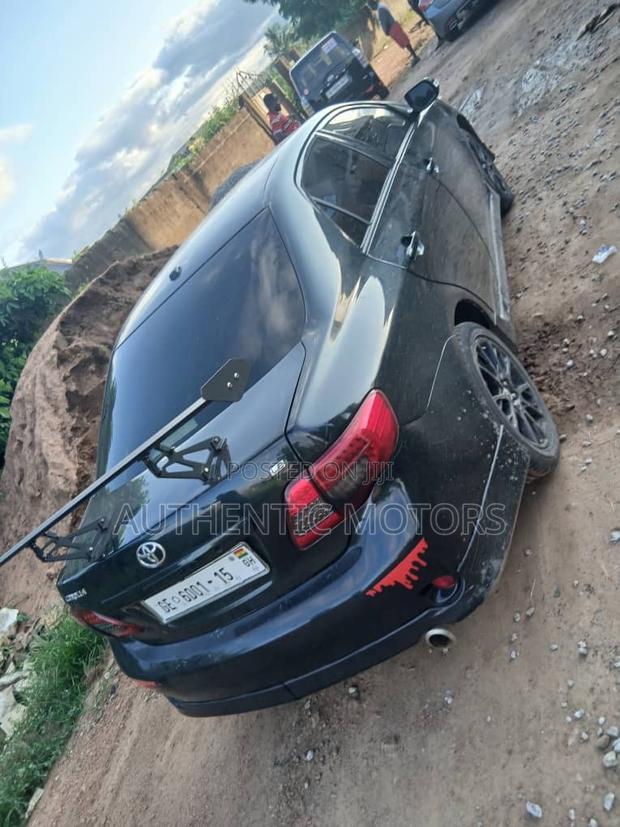 Toyota Corolla 2010 Black