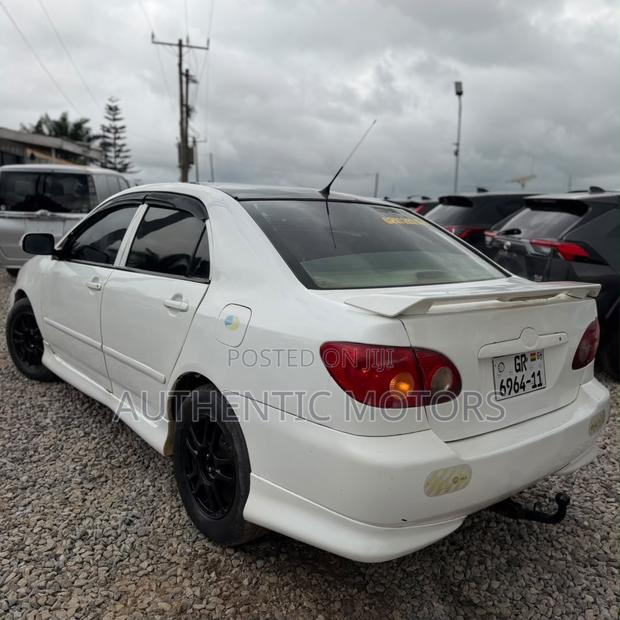 Toyota Corolla 2008 White