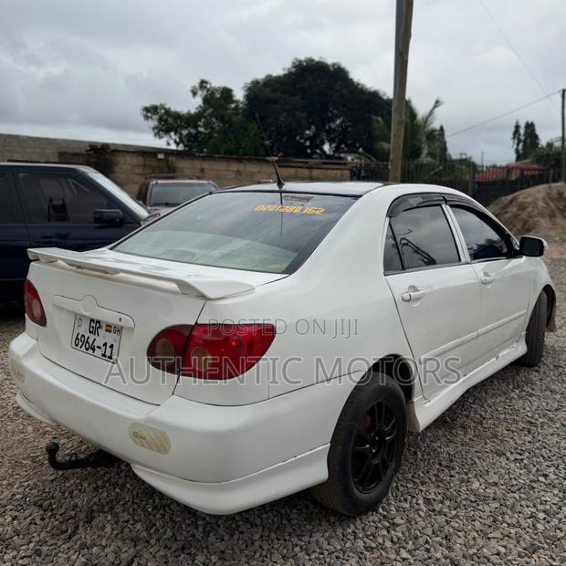 Toyota Corolla 2008 White