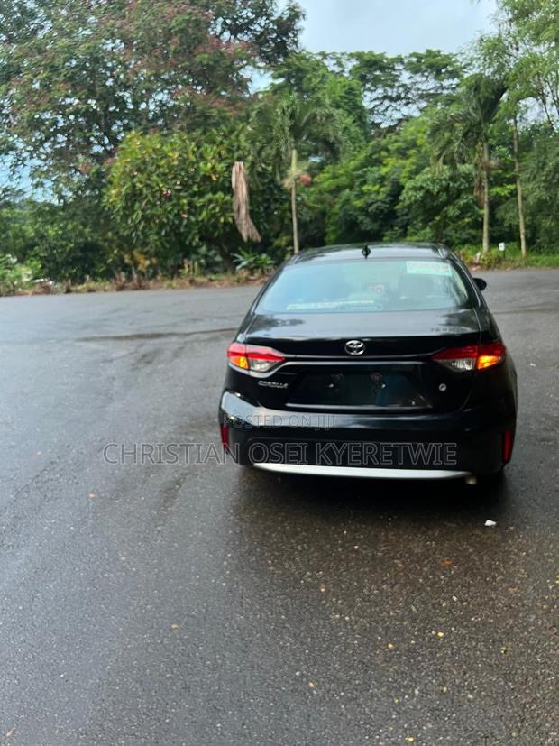 Toyota Corolla LE 2020 Black