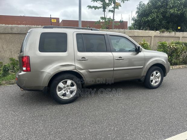 Honda Pilot EX 4dr SUV 4WD (3.5L 6cyl 5A) 2009 Gray