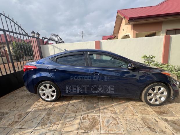 Hyundai Elantra Limited 4dr Sedan (1.8L 4cyl 6A) 2015 Blue