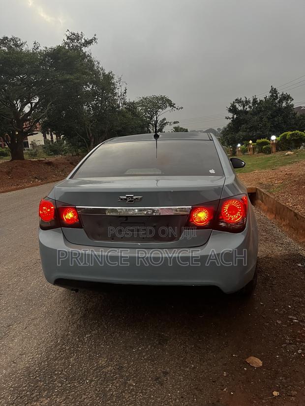 Chevrolet Cruze 1LT 2012 Gray