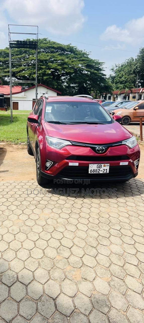Toyota RAV4 2017 Red