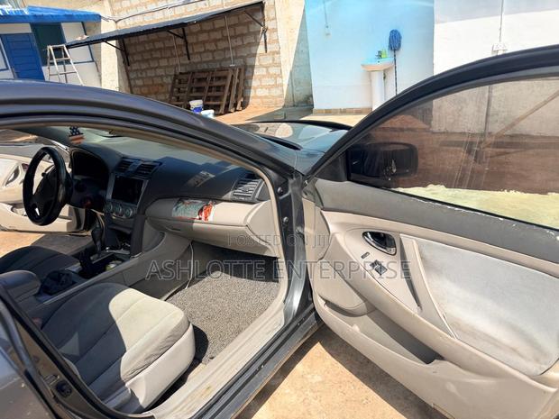 Toyota Camry Base 4dr Sedan (2.4L 4cyl 5M) 2009 Green