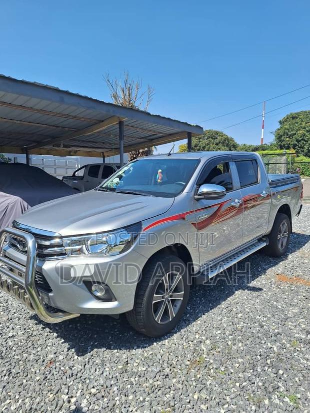 Toyota Hilux Revo Double Cab Deisel 2.4 AWD 2019 Gray