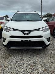 Toyota RAV4 SE AWD (2.5L 4cyl 6A) 2017 White for sale