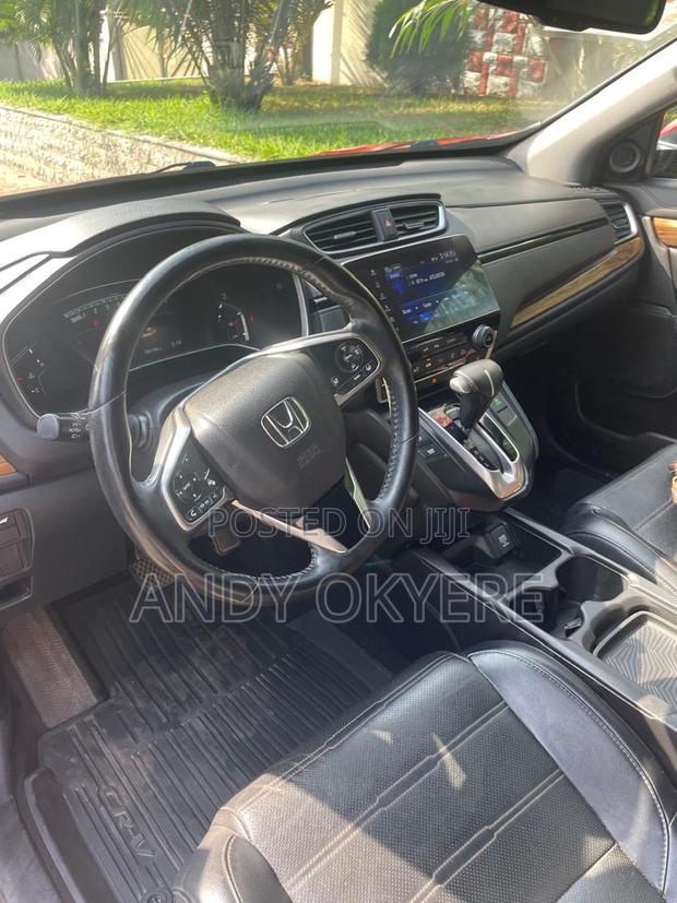 Honda CR-V Touring AWD 2018 Red