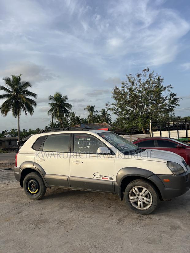 Hyundai Tucson Limited V6 FWD 2008 White
