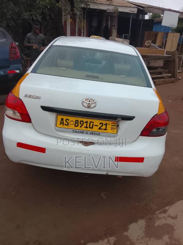 Toyota Belta 2010 White