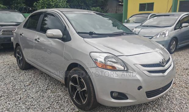 Toyota Yaris 1.5 2009 Silver
