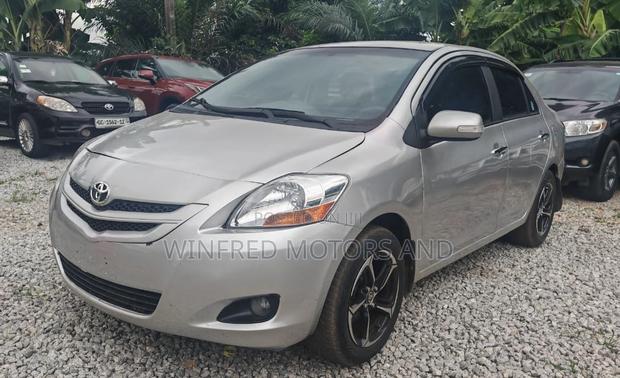 Toyota Yaris 1.5 2009 Silver