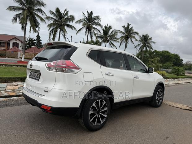 Nissan Rogue S 4dr SUV (2.5L 4cyl CVT) 2014 White