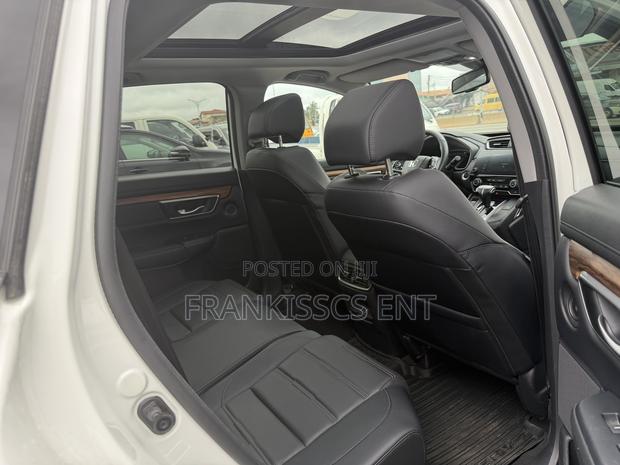 Honda CR-V Touring AWD 2019 White