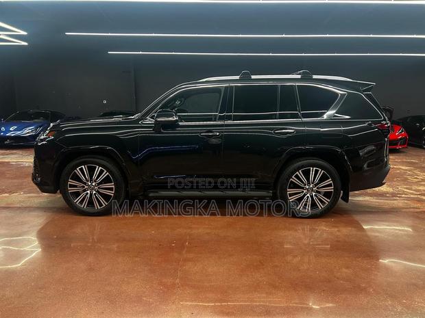 Lexus LX 500d 2026 Black