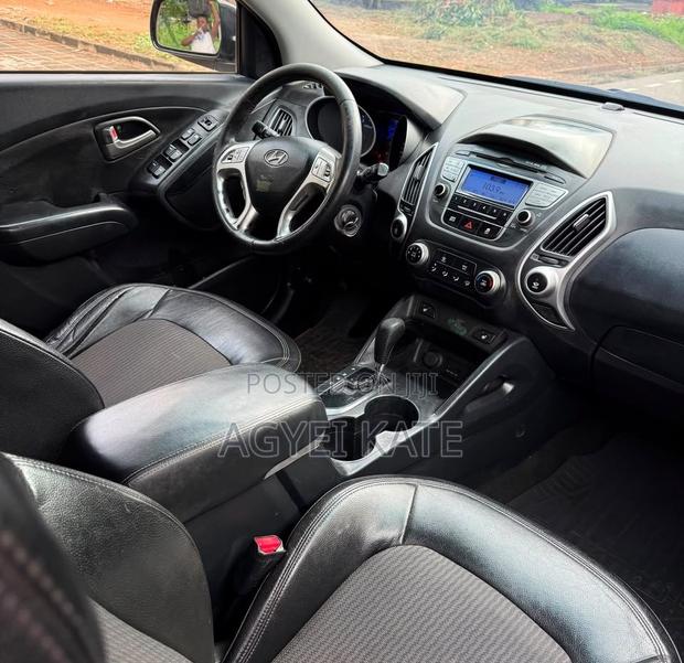 Hyundai Tucson Limited AWD 2013 Black