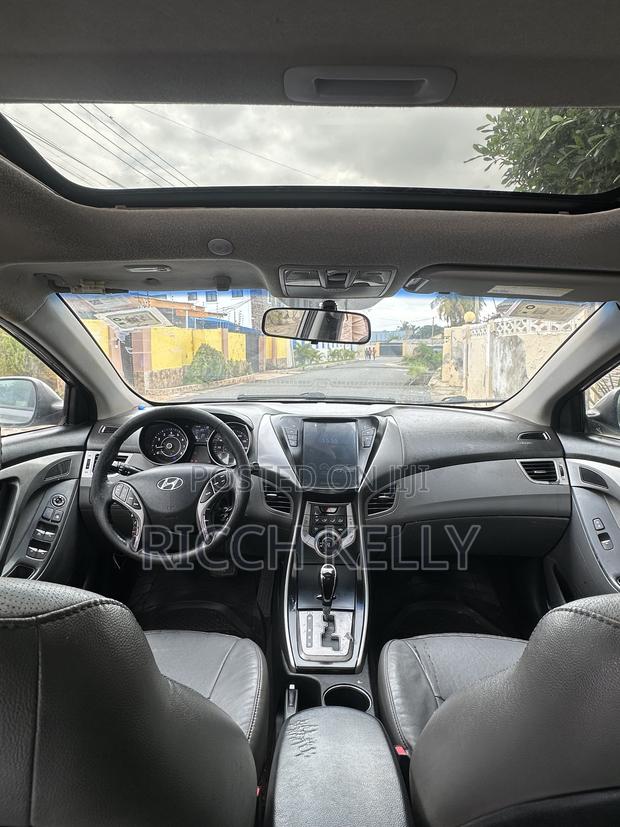 Hyundai Elantra 2013 Gray