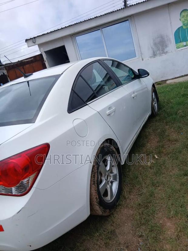 Chevrolet Cruze 2014 White