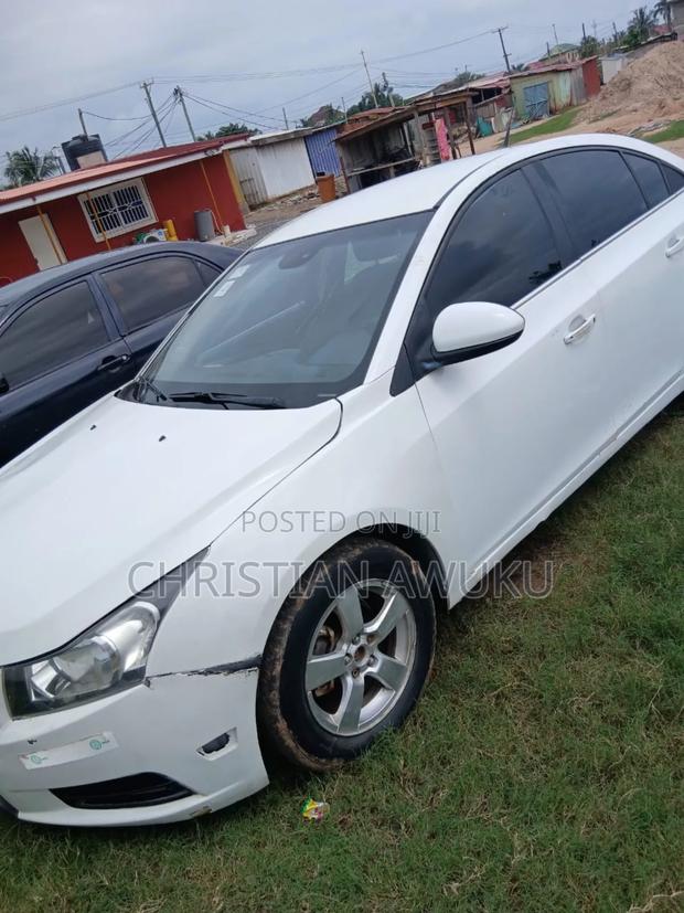 Chevrolet Cruze 2014 White