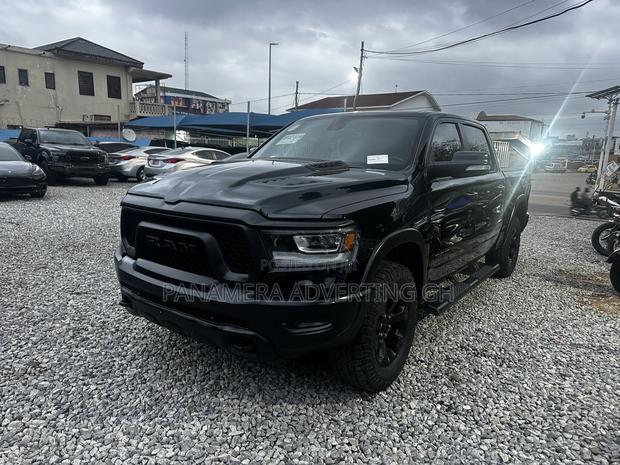 Dodge RAM 2022 Black