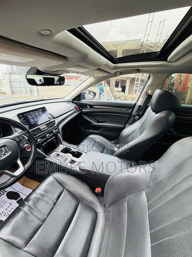 Honda Accord Touring 2.0T 2021 Black