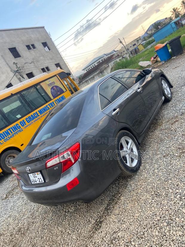 Toyota Camry 2014 Gray