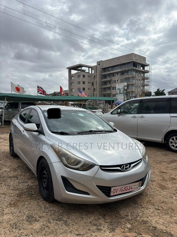 Hyundai Elantra SE Sedan FWD (1.8L 4cyl 6A) 2016 Silver