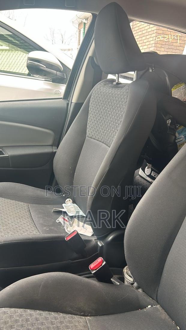Toyota Yaris 2017 Black