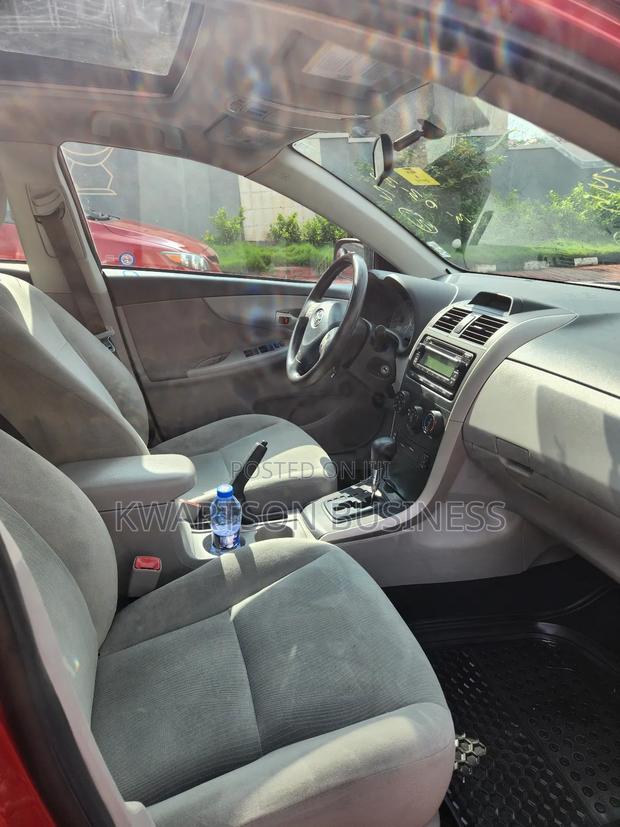 Toyota Corolla S Special Edition 4dr Sedan (1.8L 4cyl 4A) 2013 Red