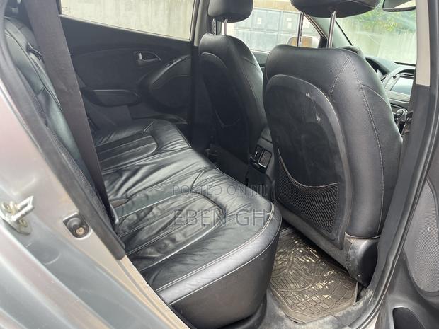 Hyundai Tucson Limited AWD 2012 Silver