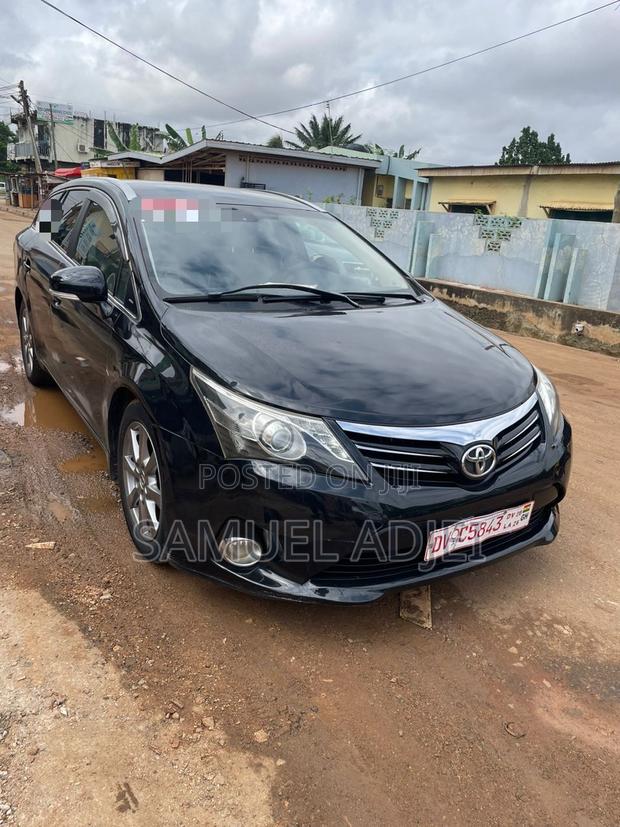 Toyota Verso 2015 Black