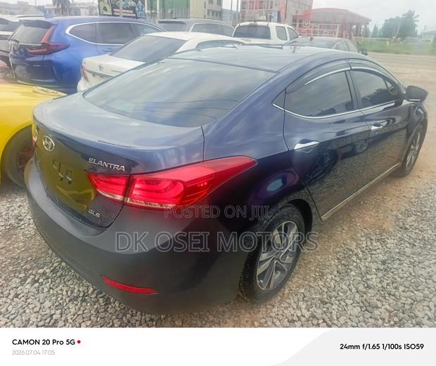 Hyundai Elantra 2014 Blue