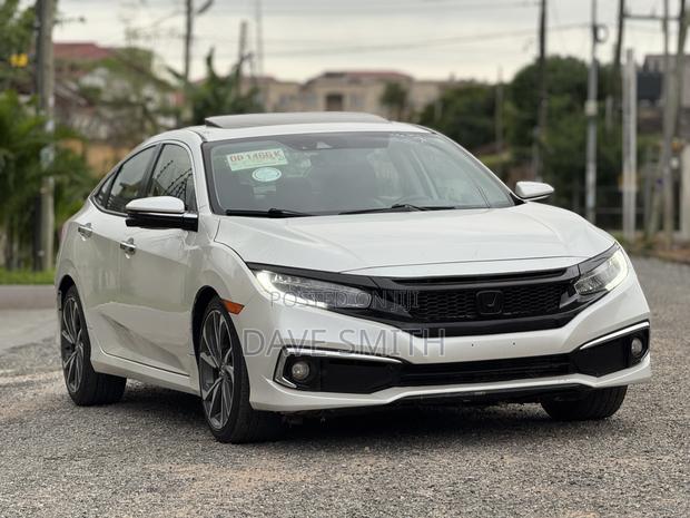 Honda Civic Touring Sedan 2019 White