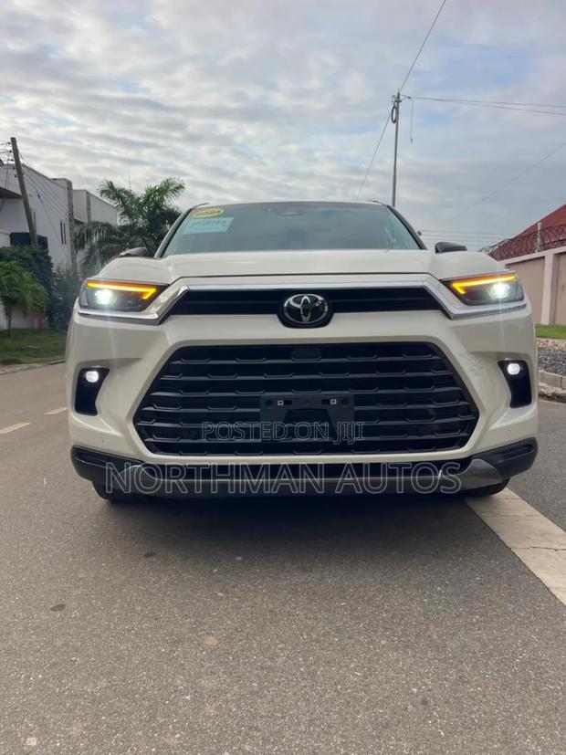Toyota Grand Highlander Limited AWD 2024 Pearl