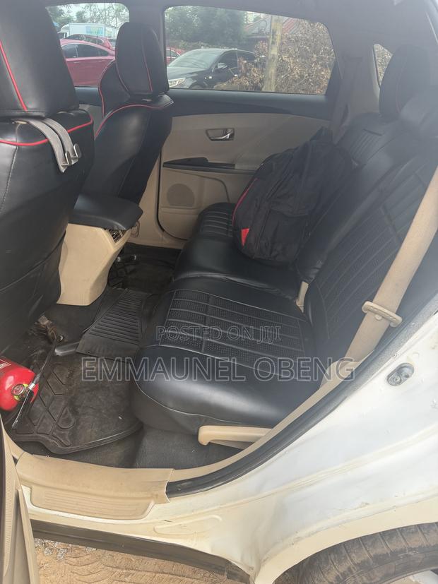 Toyota Venza 2012 White