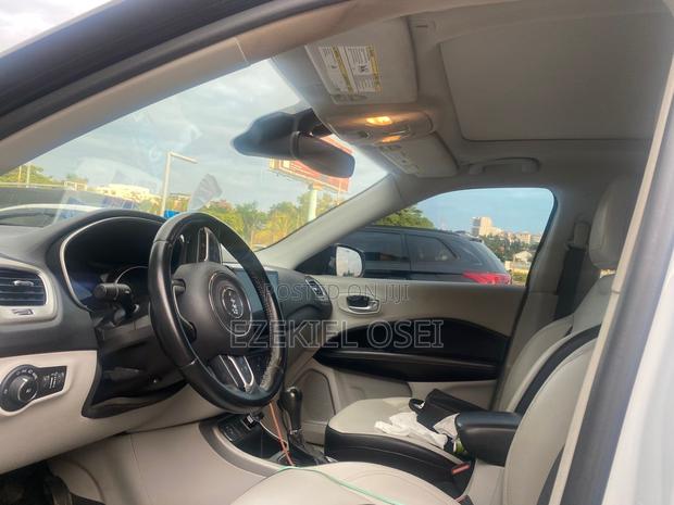 Jeep Cherokee Latitude Plus 4x4 2018 White