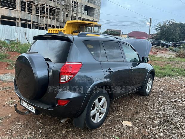 Toyota RAV4 2.5 Sport 4x4 2010 Gray