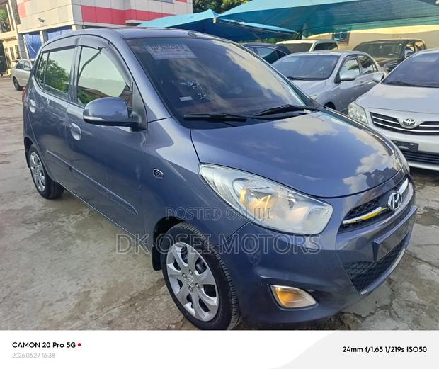 Hyundai I10 2014 Blue