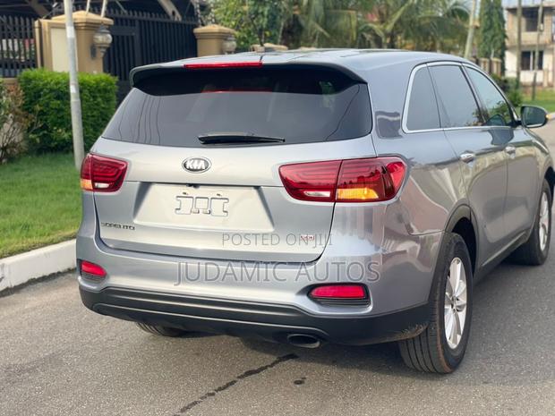 Kia Sorento 2.4L LX AWD 2020 Blue