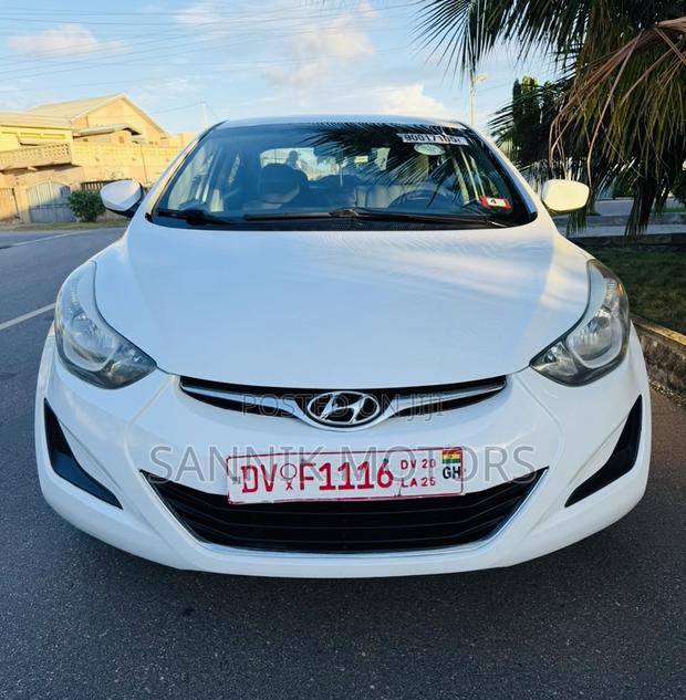 Hyundai Elantra SE 4dr Sedan (1.8L 4cyl 6A) 2014 White