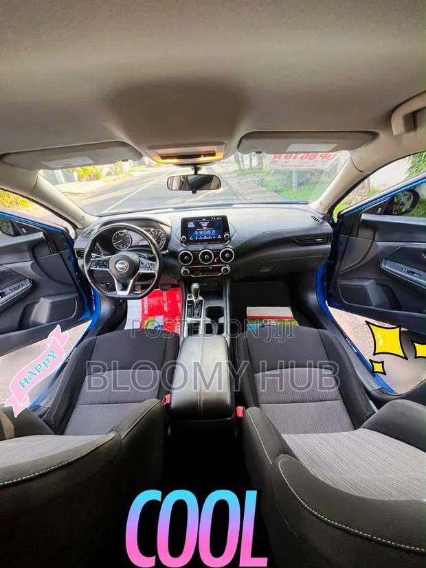 Nissan Sentra SV 2022 Blue