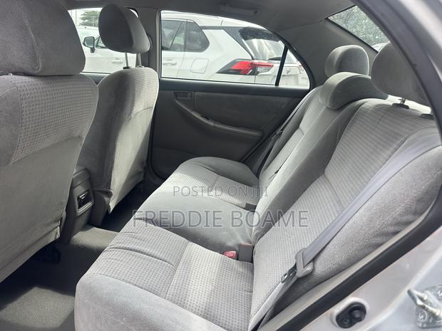 Toyota Corolla 2008 Silver